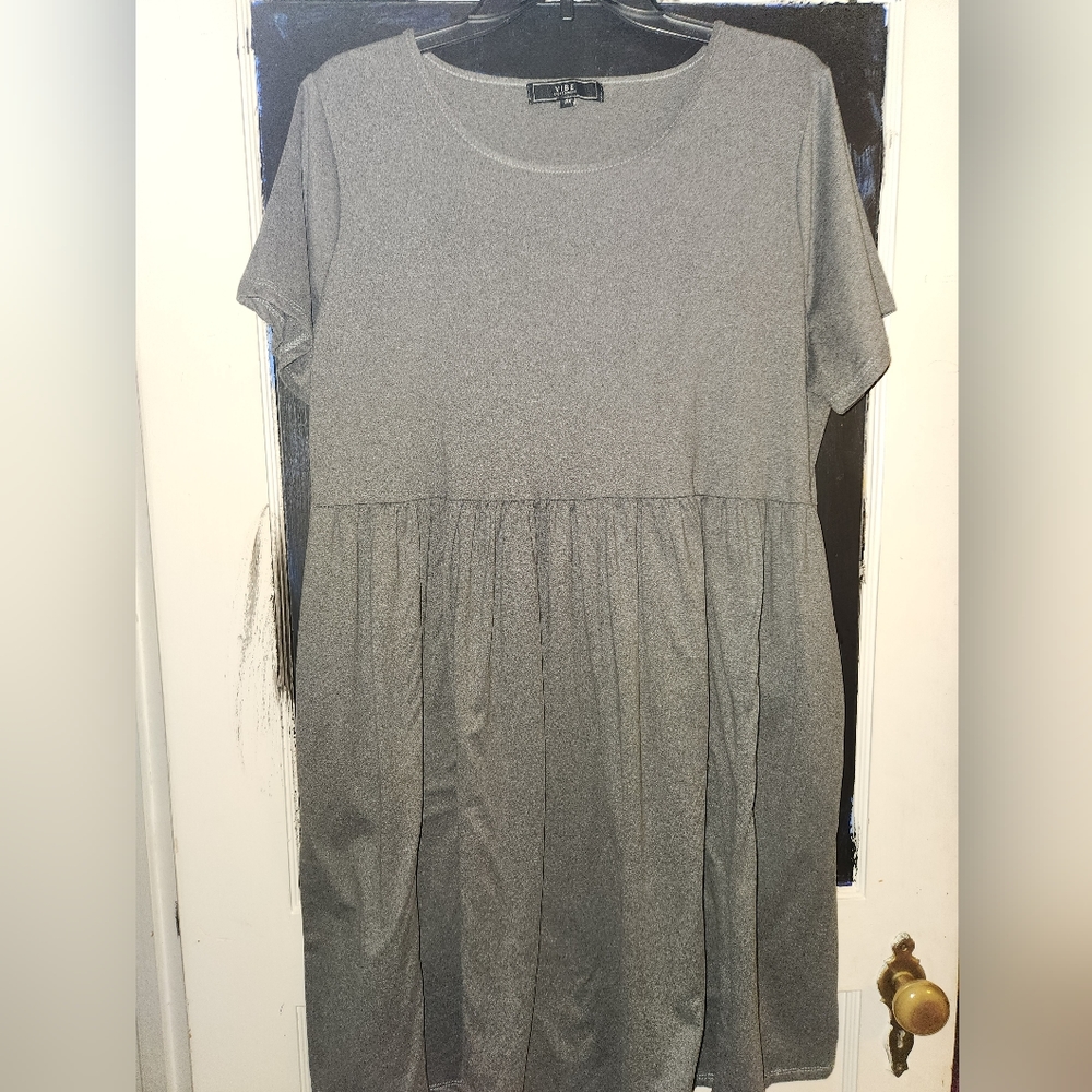 Short sleeve dress for women
